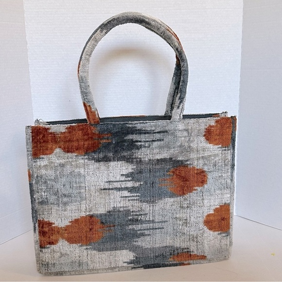 MD HOME HANDMADE IKAT VELVET BAG - Picture 3 of 16